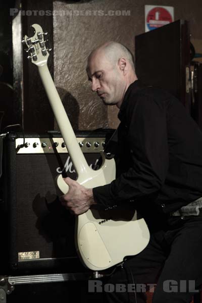 PAT KEBRA - 2010-01-06 - PARIS - Truskel - 